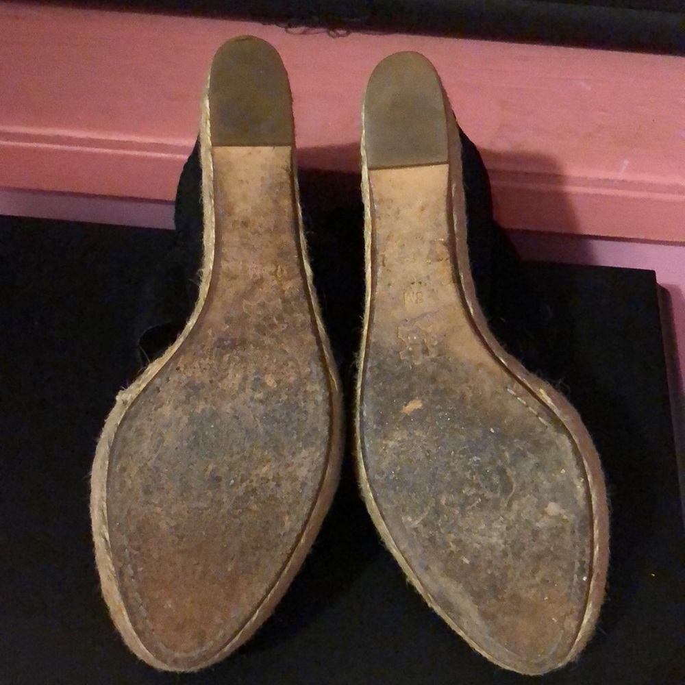 MK Sandals - Picture 4 of 4